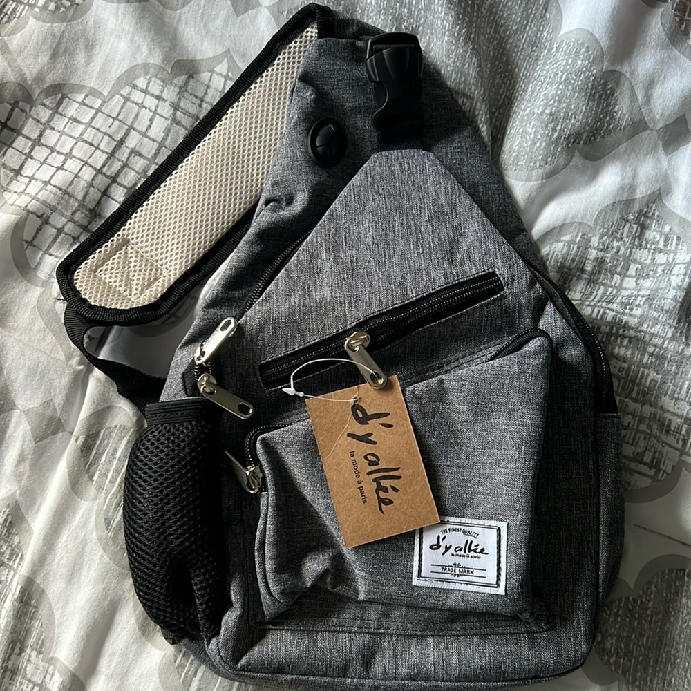 Brand new men’s should bag
